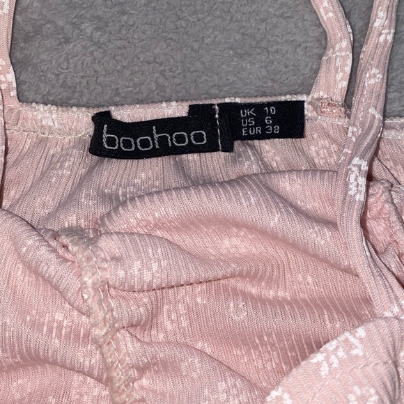 Boohoo Pink Crop Top - Picture 3 of 3